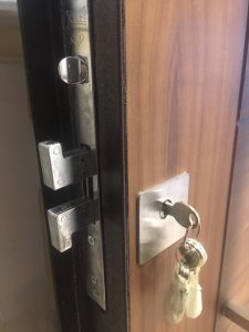 قفل چنگکی درب ضد سرقت